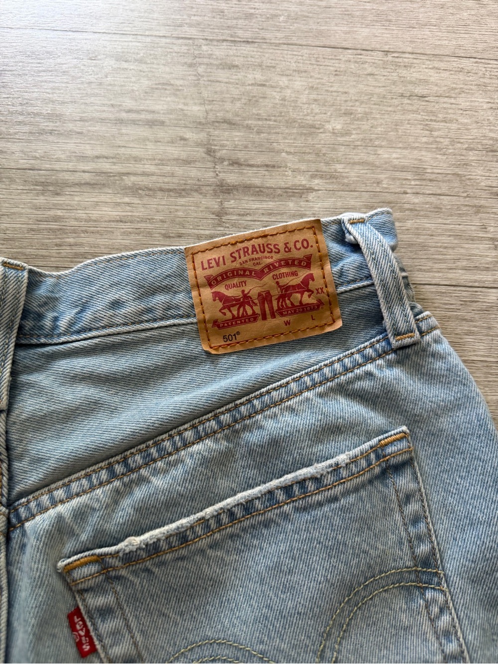 Levi's Light Blue Denim Jean Shorts - Picture 2 of 4